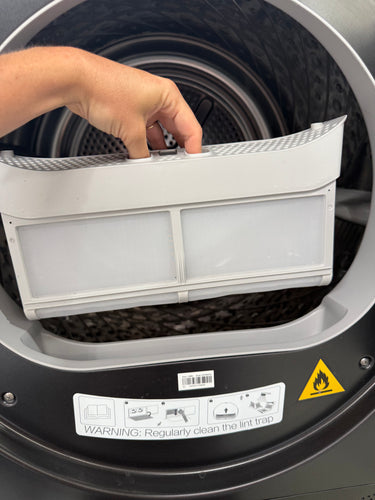 Factory second Hisense 9kg Heat Pump Dryer - Black HDFS90HAB - Second Hand Appliances Geebung